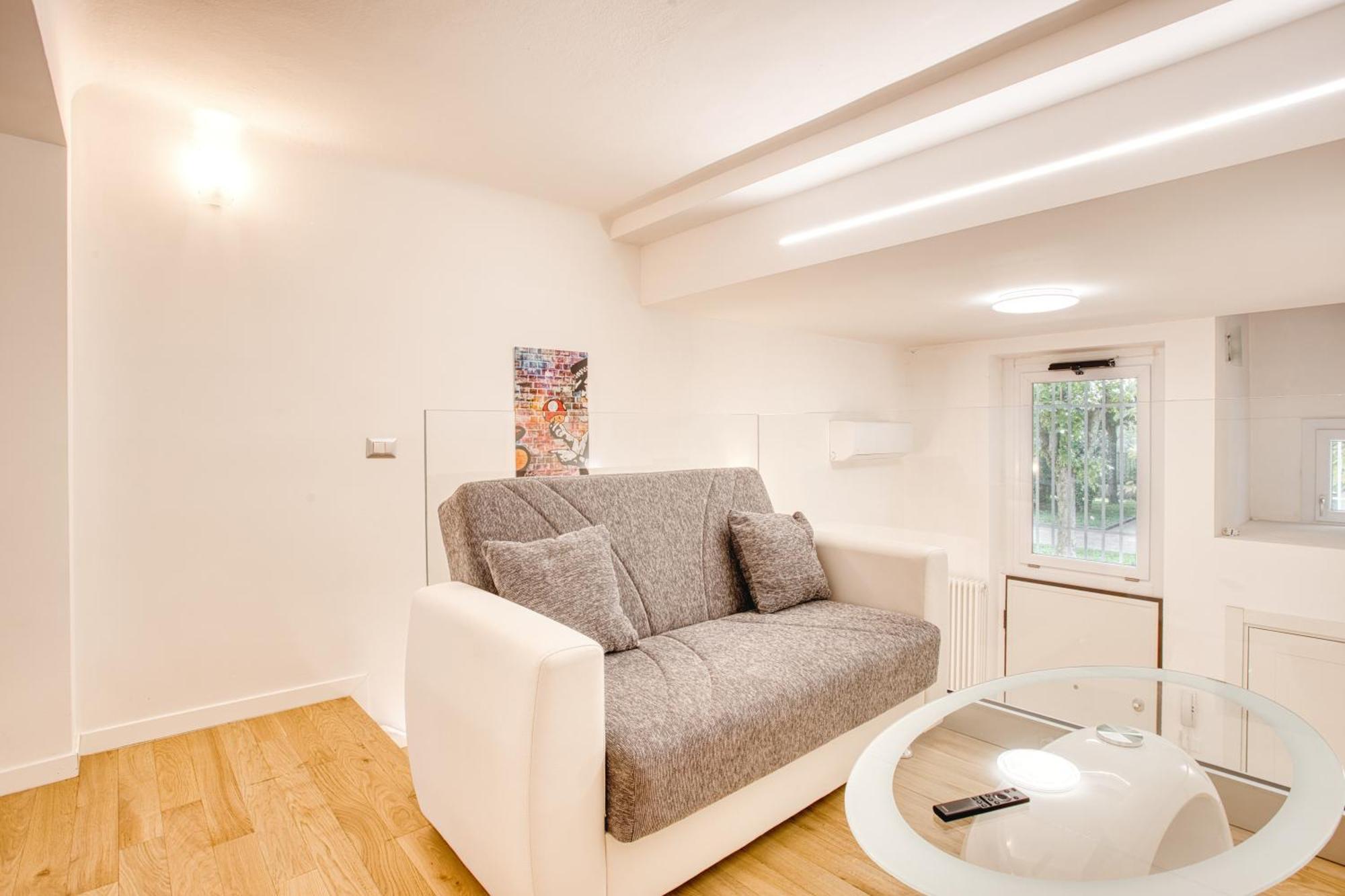 Walk To Navigli - Via Gola - 2 Bedrooms Apt Mailand Exterior foto